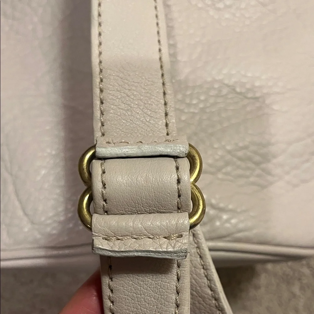 Vintage Coach Sonoma Cream Sling/Shoulder Bag  NWOT! Soft, Pebbled Leather - Picture 8 of 10